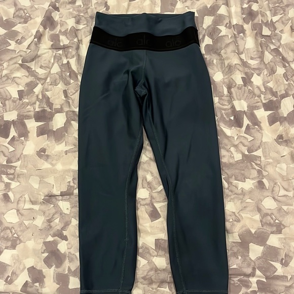 Alo leggings - Picture 2 of 5